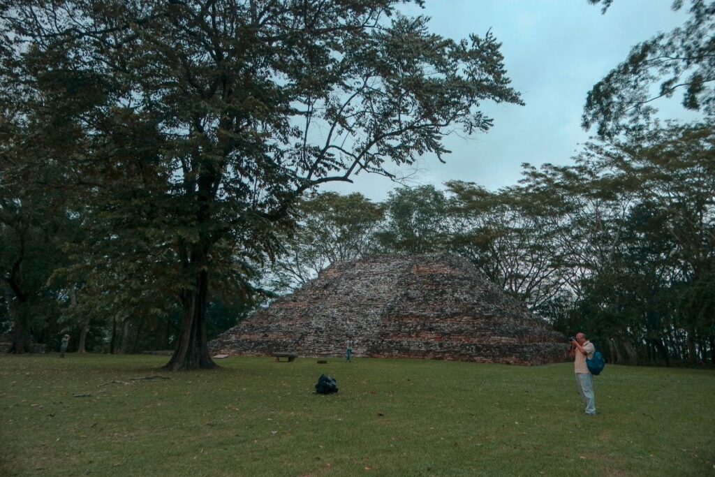 Kenia Pérez. tenosique-tabasco-zona-arqueologica-pomona