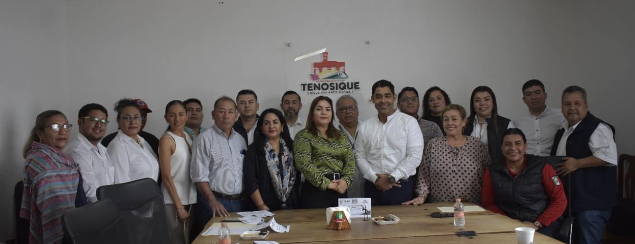 Presidenta de Tenosique con integrantes del Consejo Municipal de Mejora Regulatoria