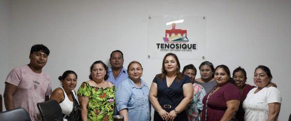 Presidenta de Tenosique se reune con la Col. Obrera para llegar acuerdos de servicios municipales