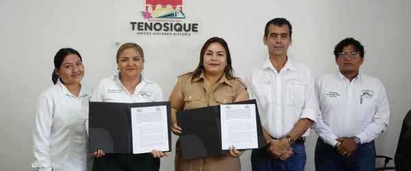 Tenosique firma convenio con la rectora de la Universidad Luis Felipe Domínguez Suárez